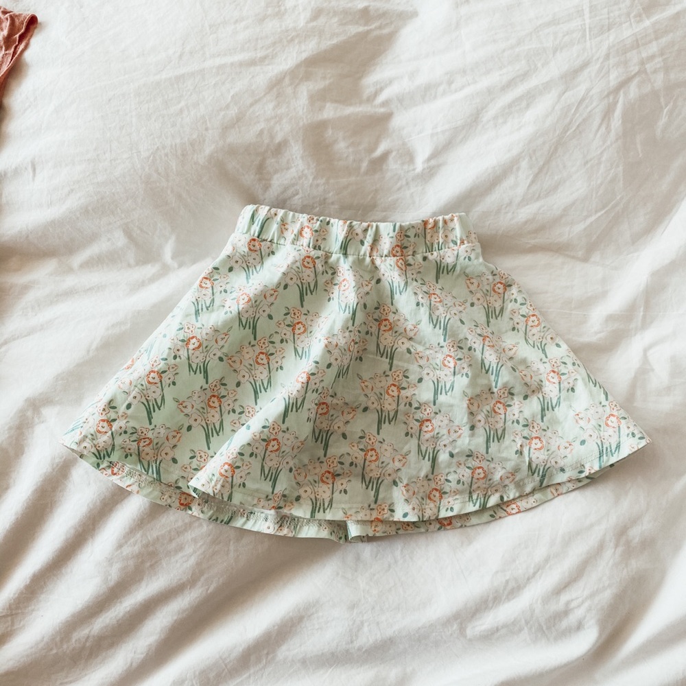 Baby skirt and attachable bloomers
